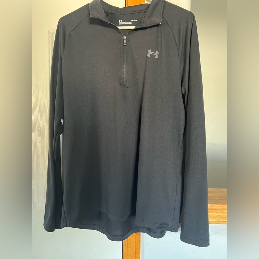 Under armor men’s large loose, long sleeve shirt